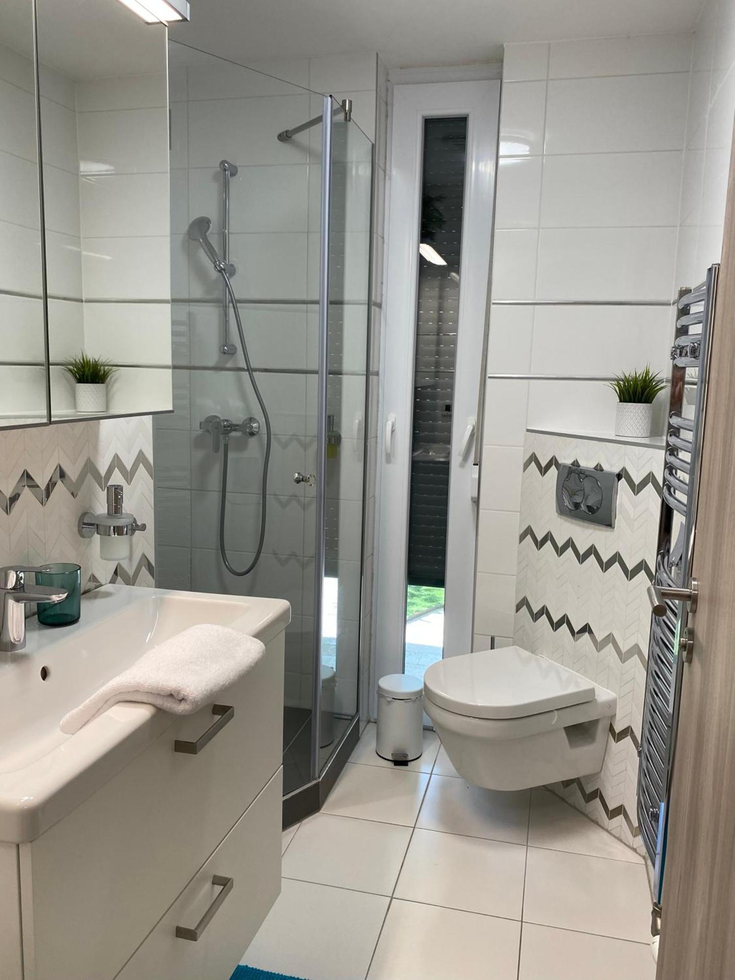 Nekem Fuered Apartmán *
